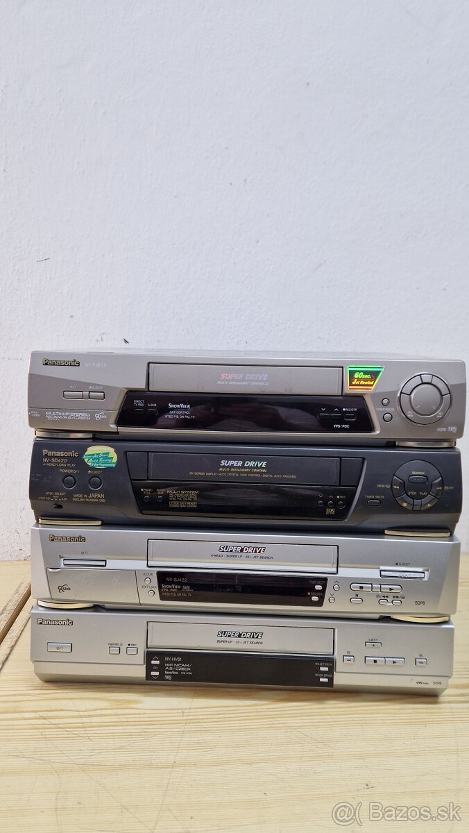 Panasonic NV-FJ617EE