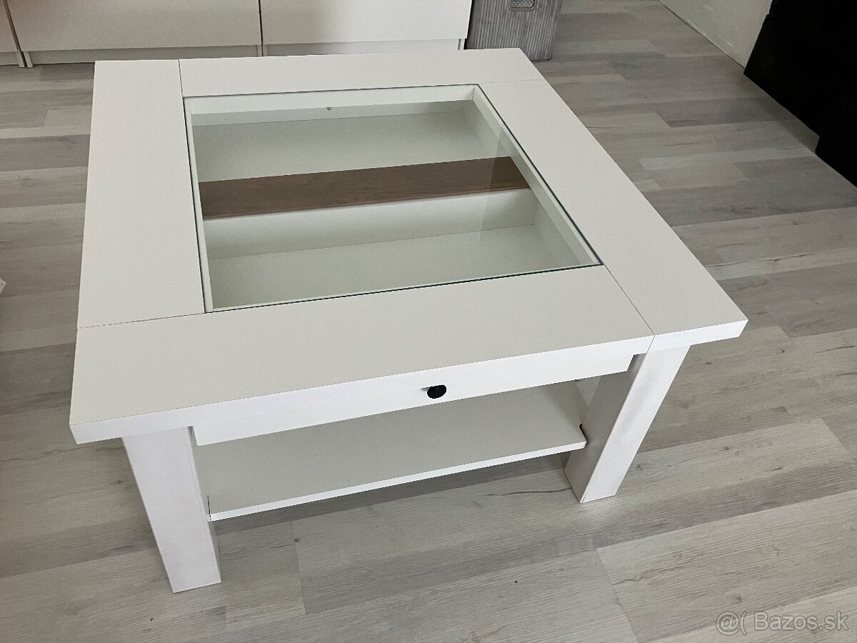 Predám konferenčný stolík.