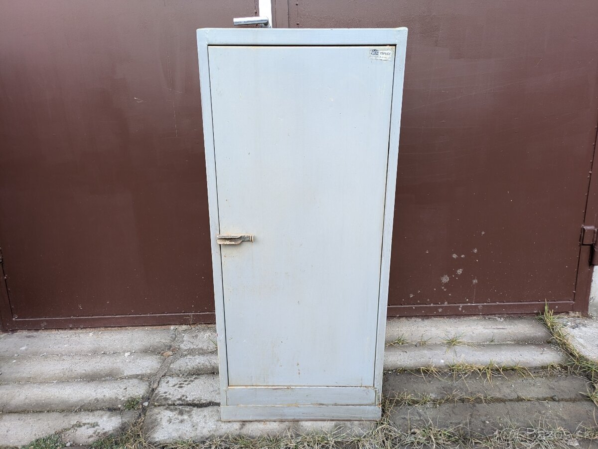 Plechová skrinka Kovos Teplice