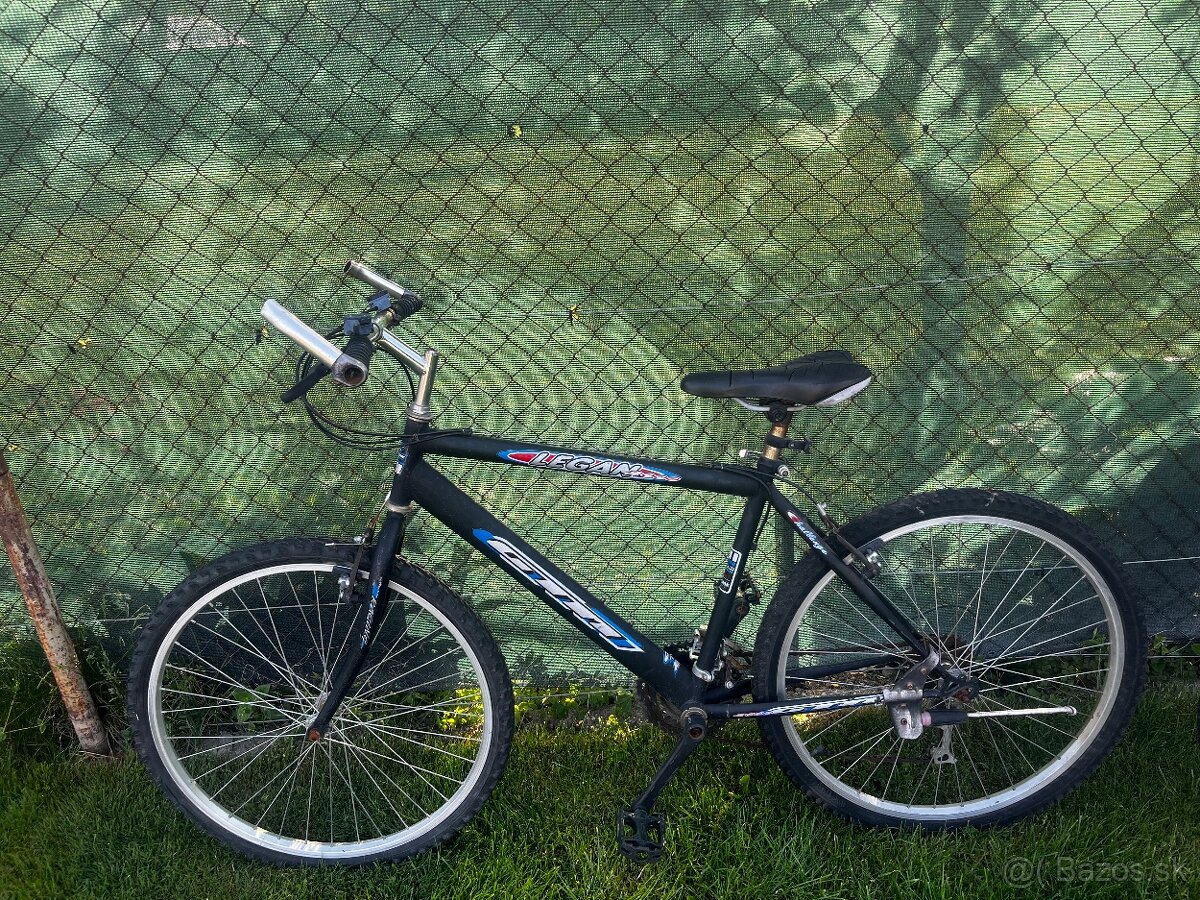 Cestný bicykel