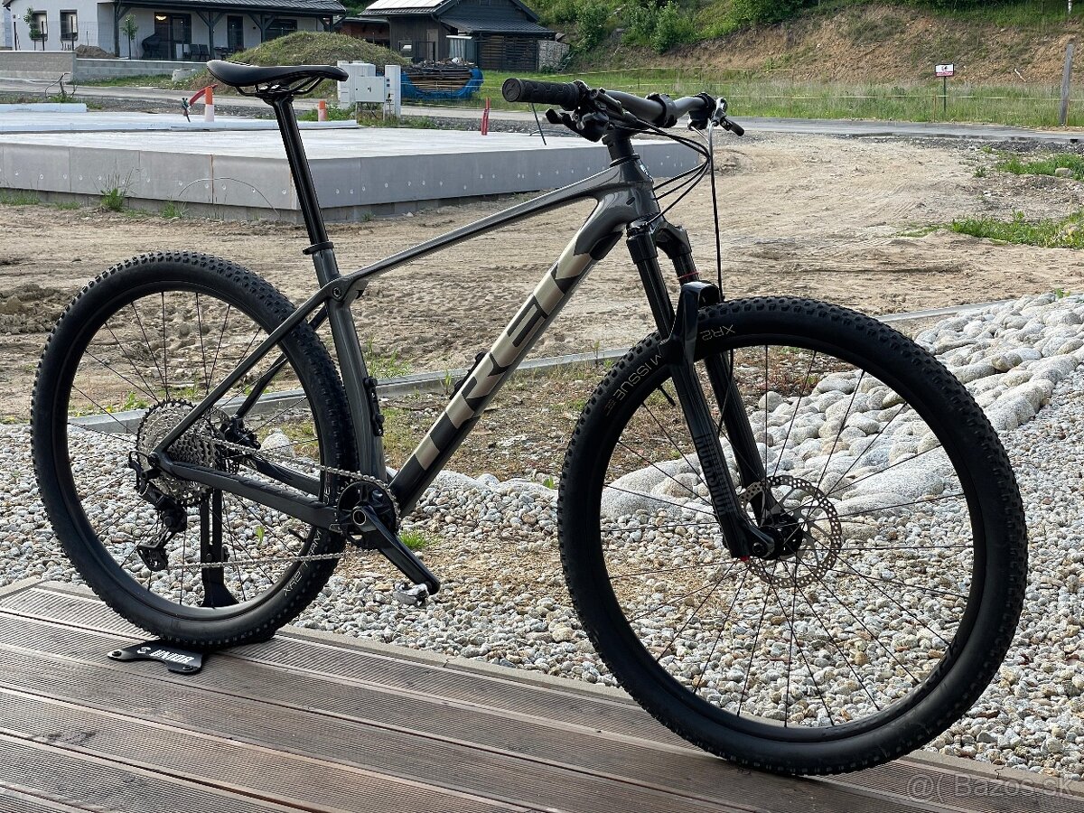Bicykel Trek Procaliber 9.6 Galactic Grey/Lithium Grey 2024