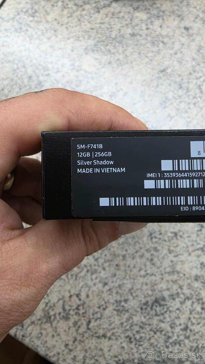 Predám samsung Z Flip6 256g