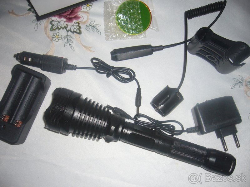 Silné svetlo na pusku vymenitelnimi s filtrami