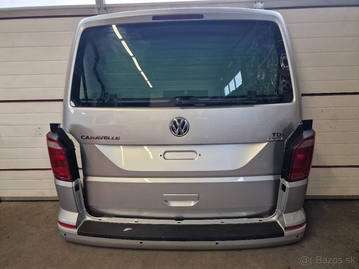 VW T6,T6.1 kompletná zad.časť