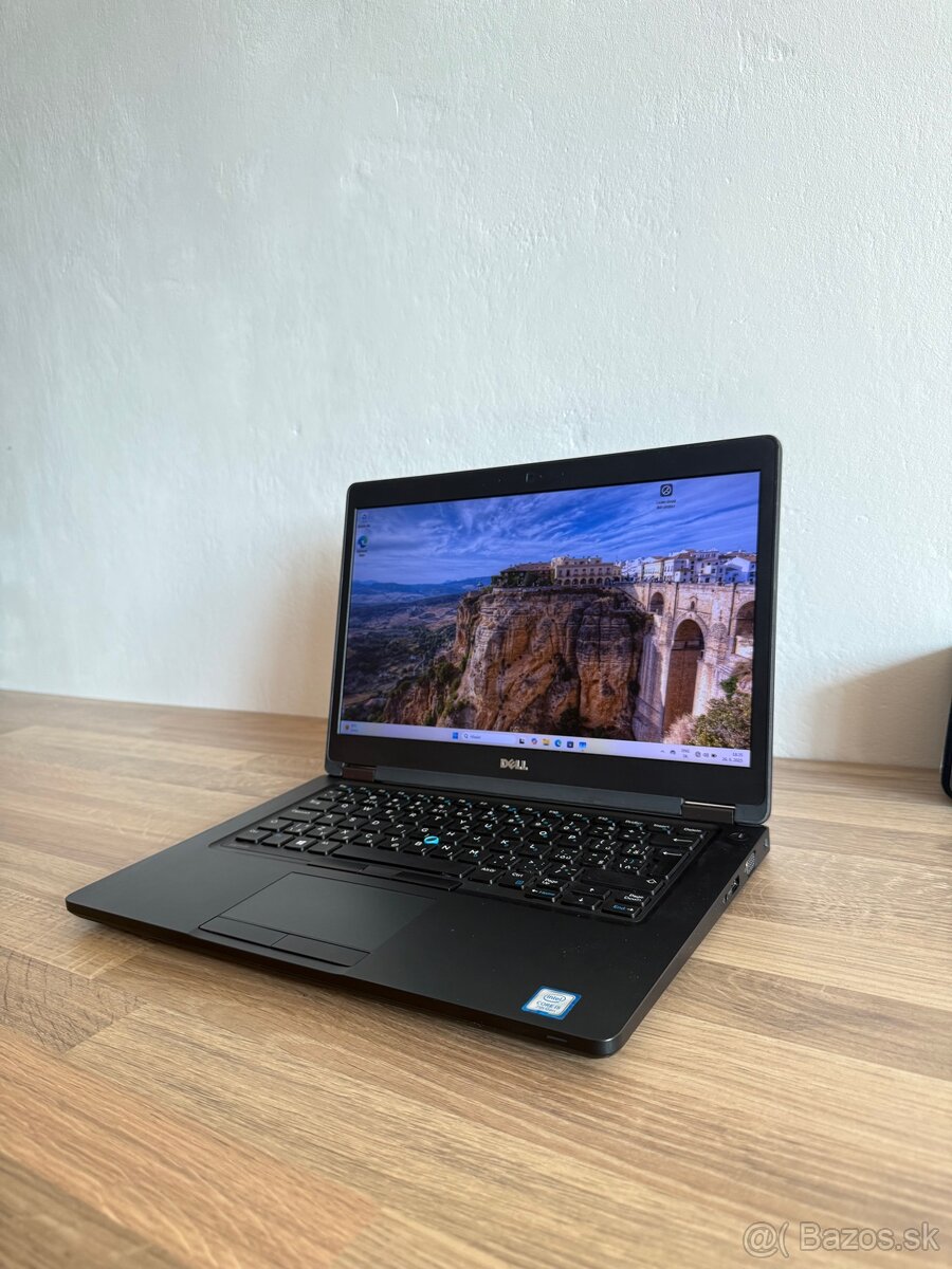 Notebook Dell Latitude 5480, i5, ssd, Win 11