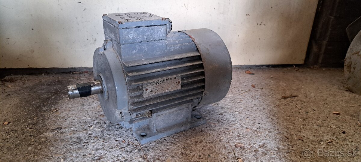 Predam patkovy MEZ Mohelnice 2,2 kw, 2865 ot/min, hriadel 24