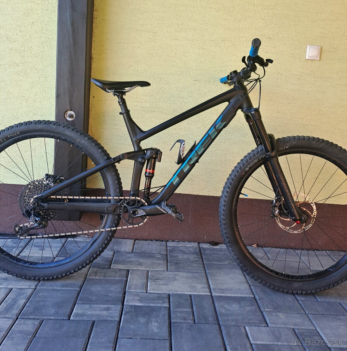Trek Slash 8