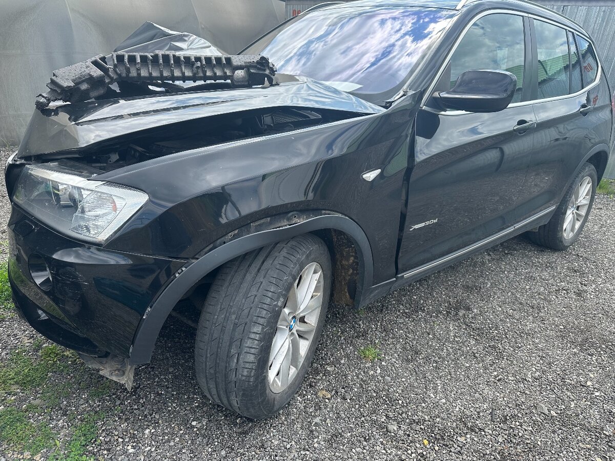 Rozpredam bmw f25 x3 2013 3.0d xdrive 190kw n57d30a