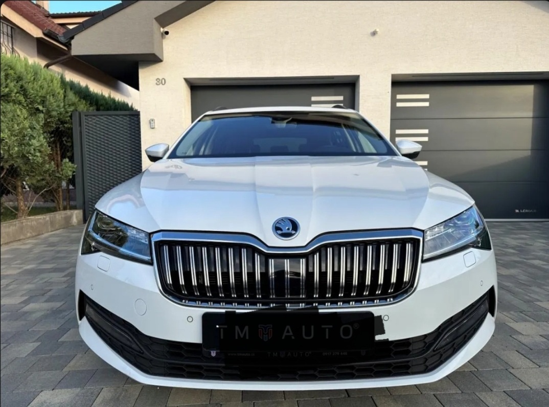 Škoda superb 2.0 tdi dsg.