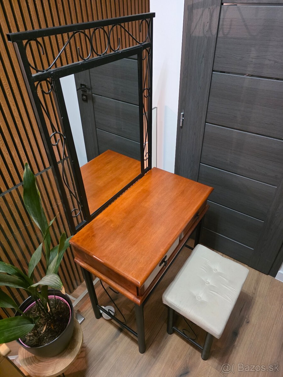 CEBU toaletný stolík