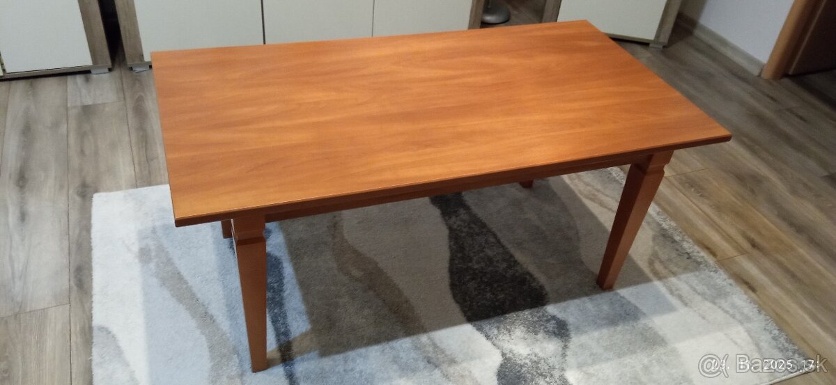 Konferenčný stolík