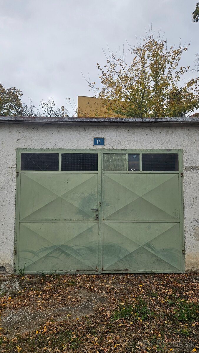 Garáž Leopoldov Stanica