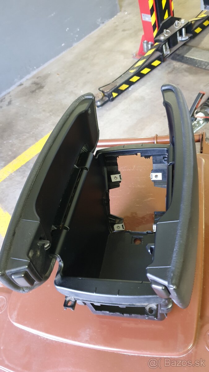 Lakťová opierka BMW X5-X6