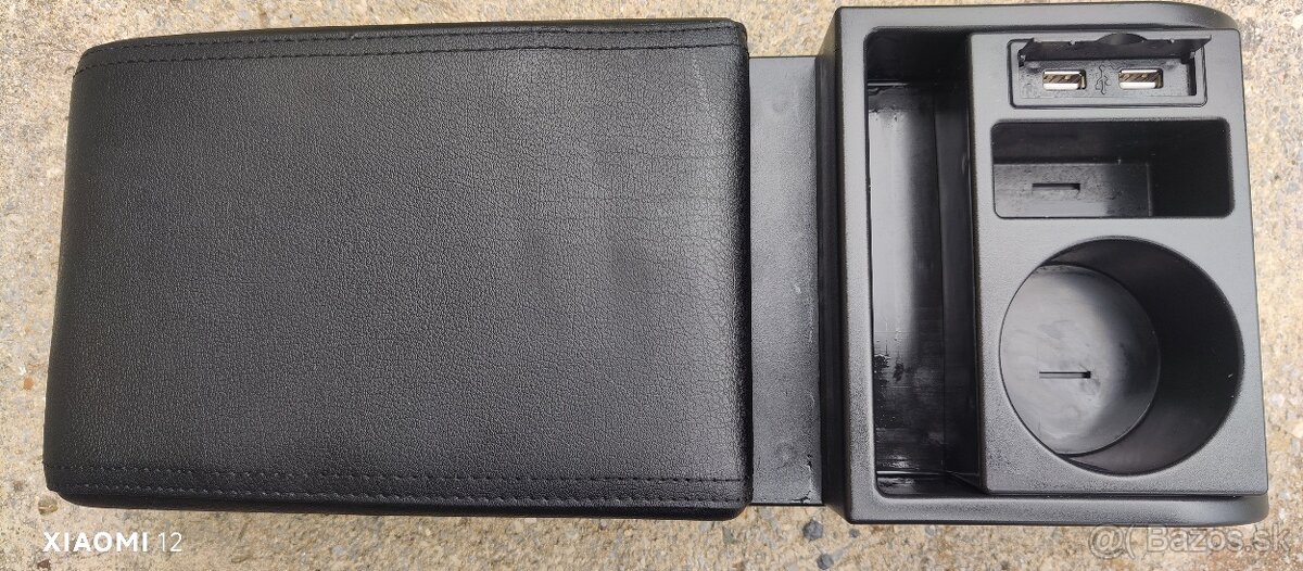 Univerzálna lakťová opierka