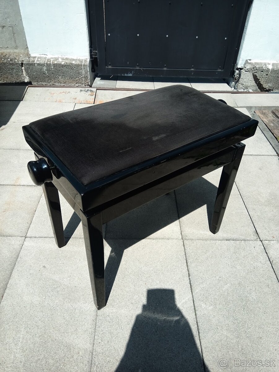 klavirna stolicka vyssia rada