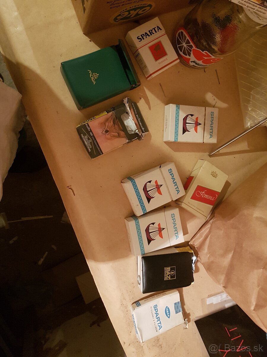 predam stare cigaretove krabicky sparta