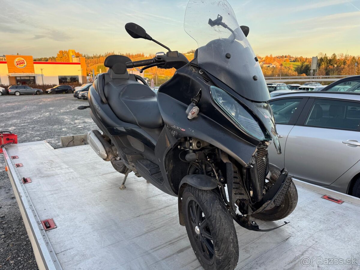 Piaggio mp3 300 lt
