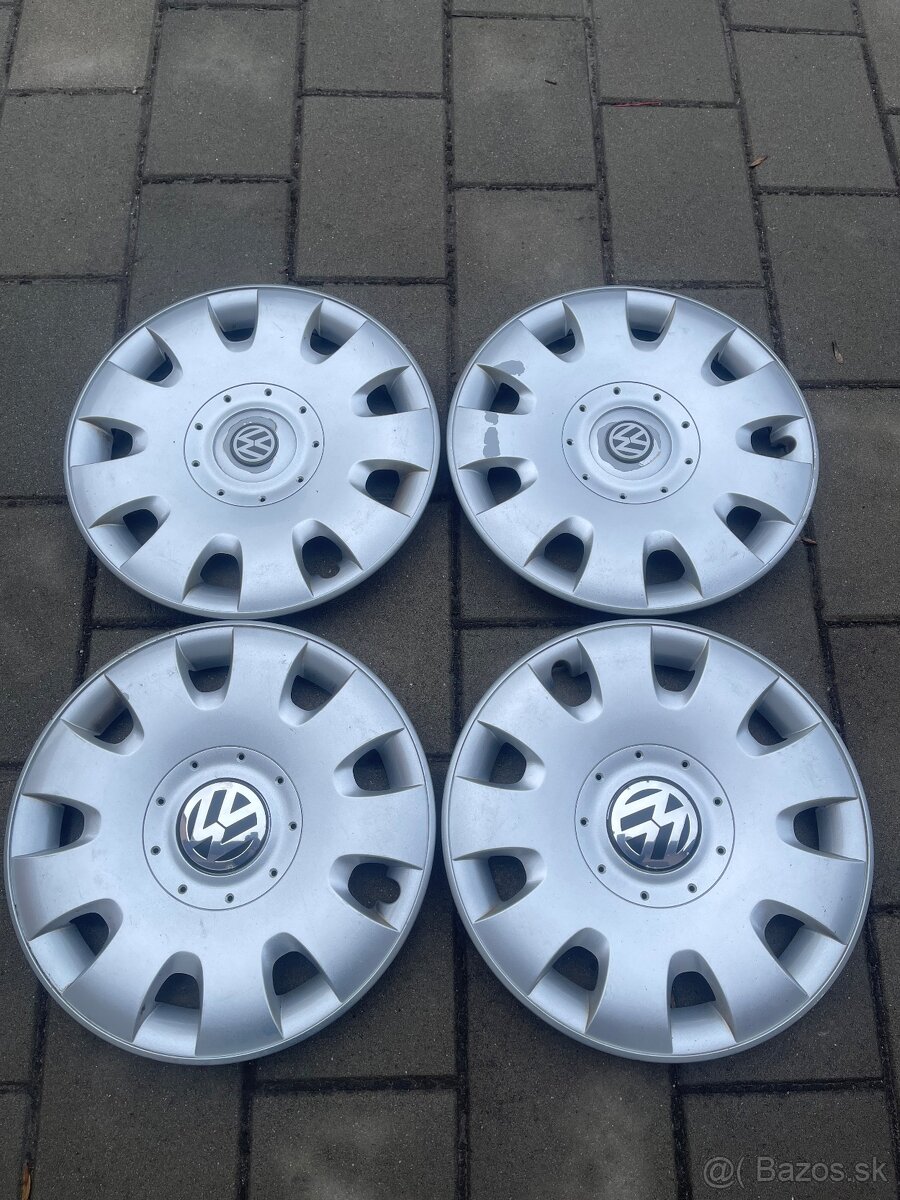 Kryty kolies ,puklice VW r15"