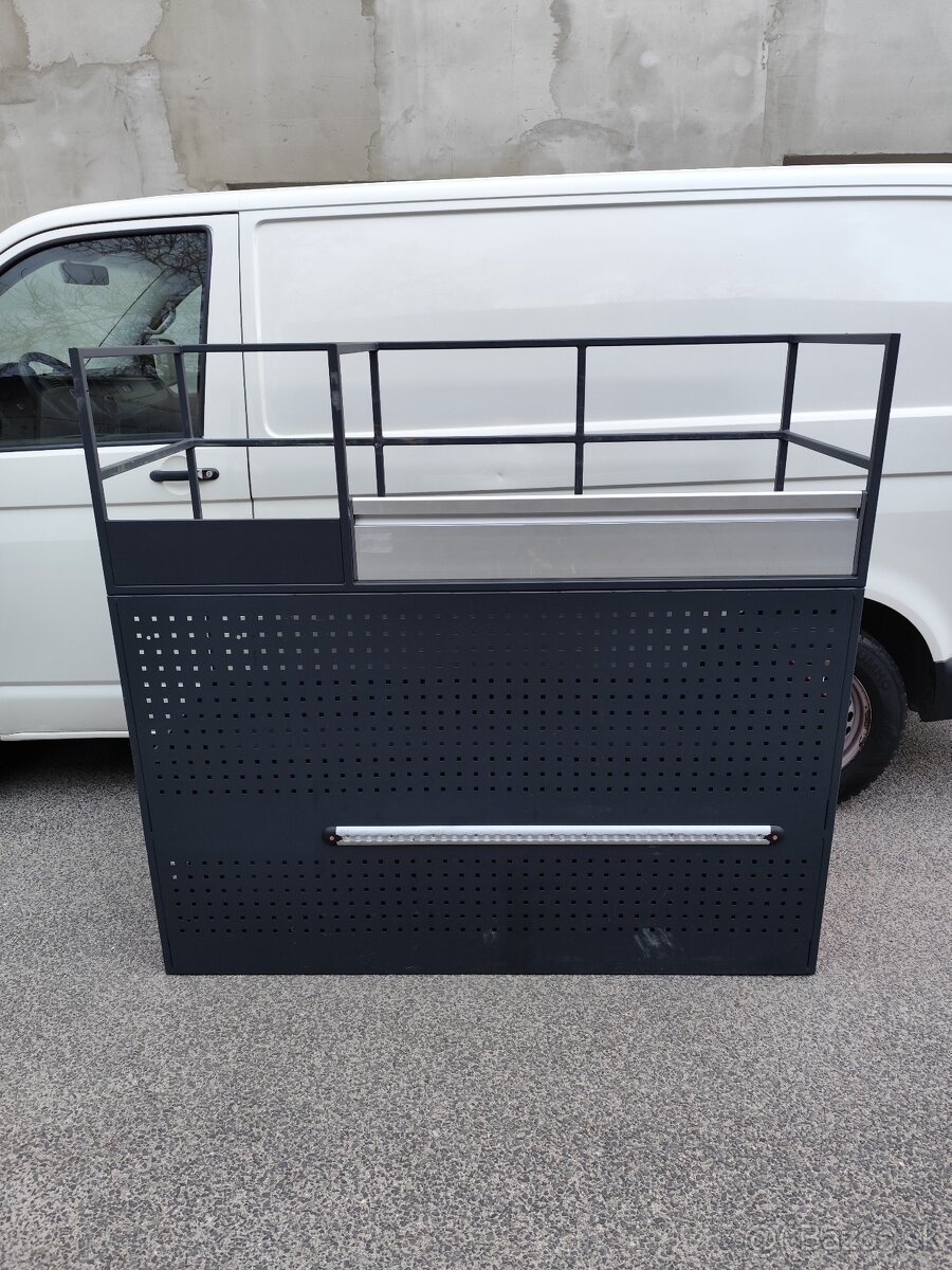 Regále do auta Würth predná stena