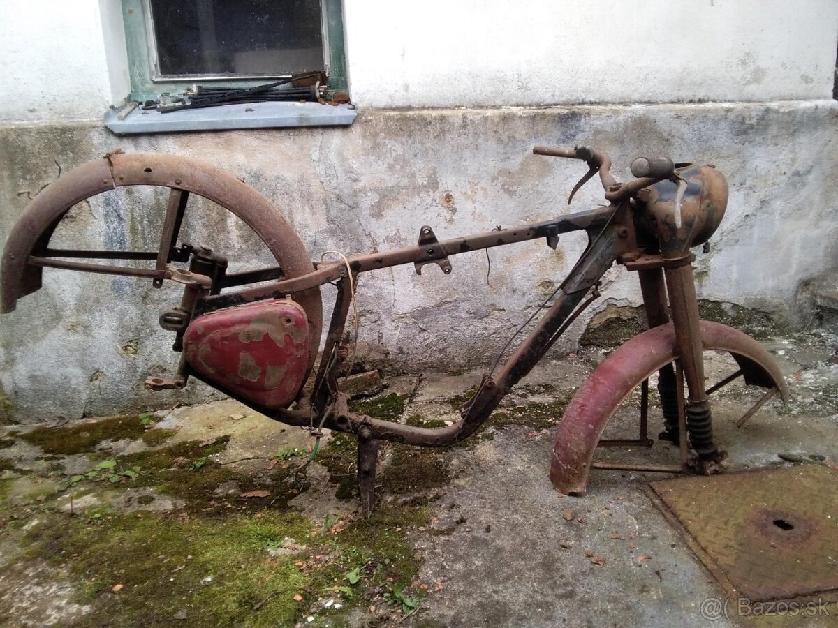 JAWA 250 s TP ŠPZ
