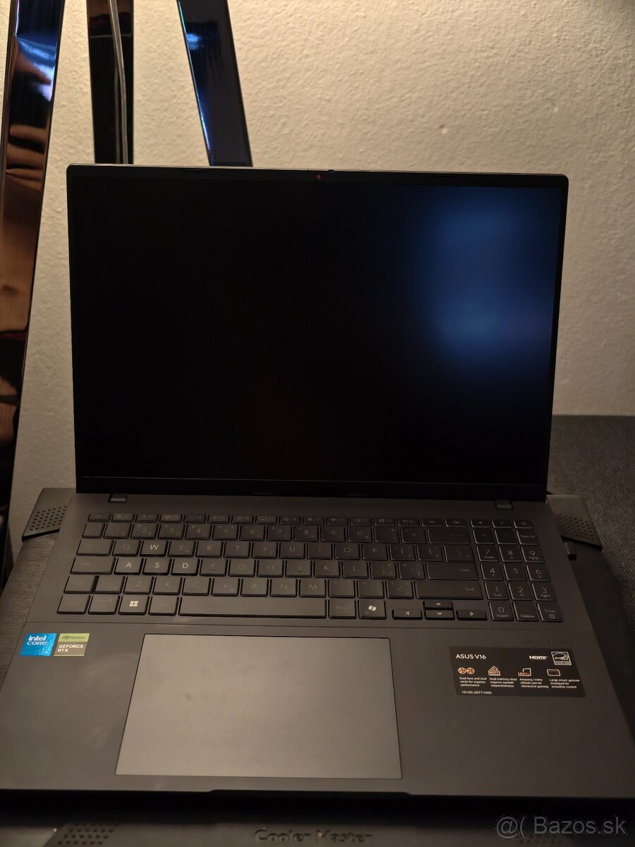 Asus Vivobook Gaming V16