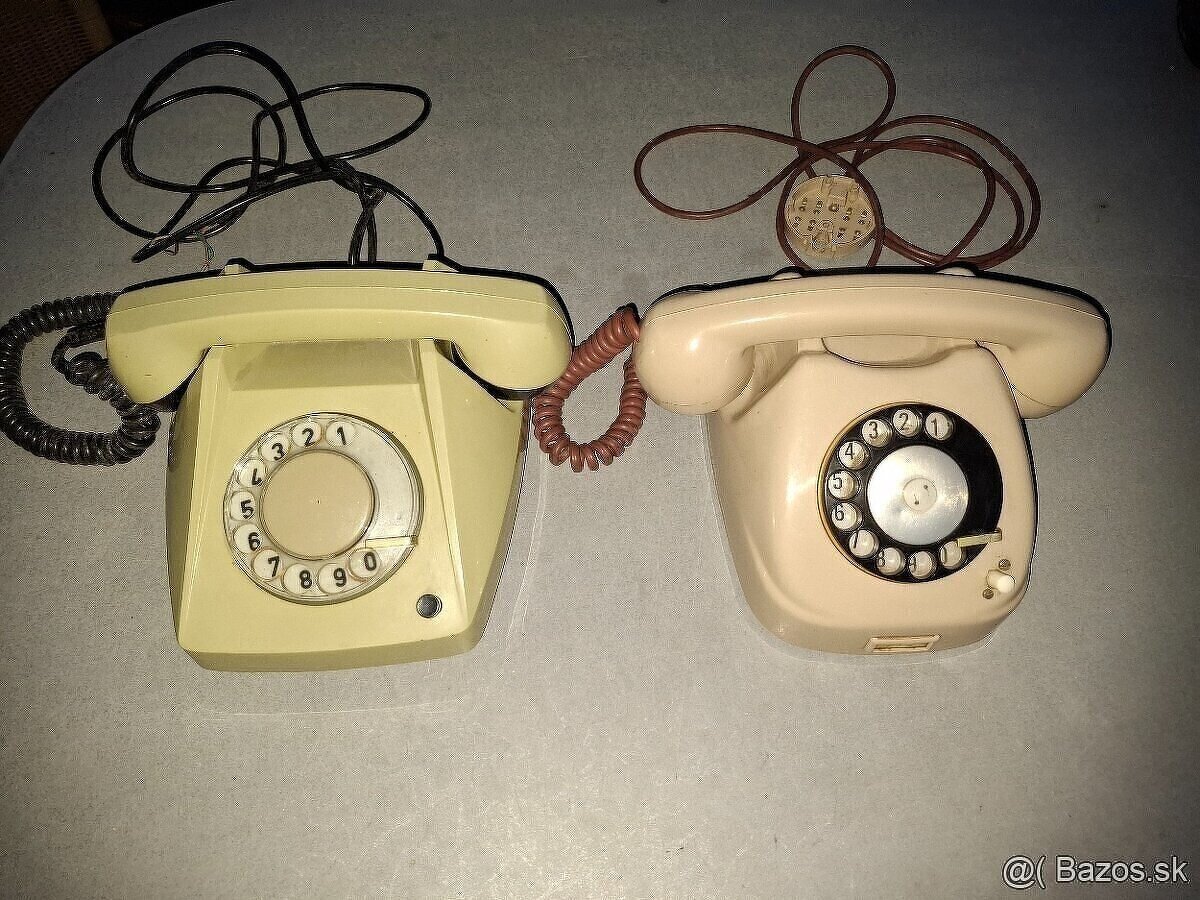 2 x Telefón