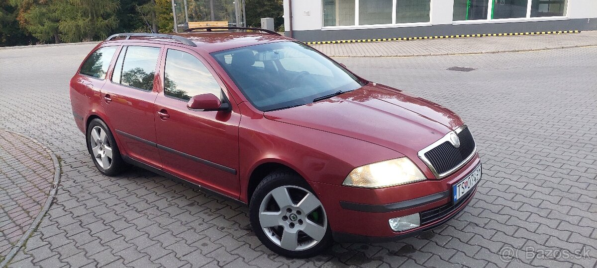 Škoda octávia 2 combi 1,6 75kw benzín