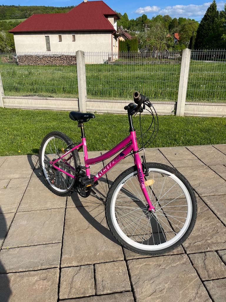 Dievčenský bicykel