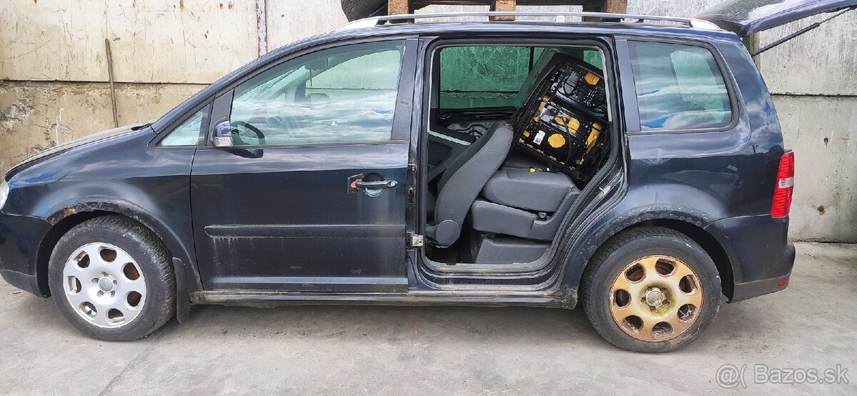Rozpredám VW Touran 2.0tdi automat