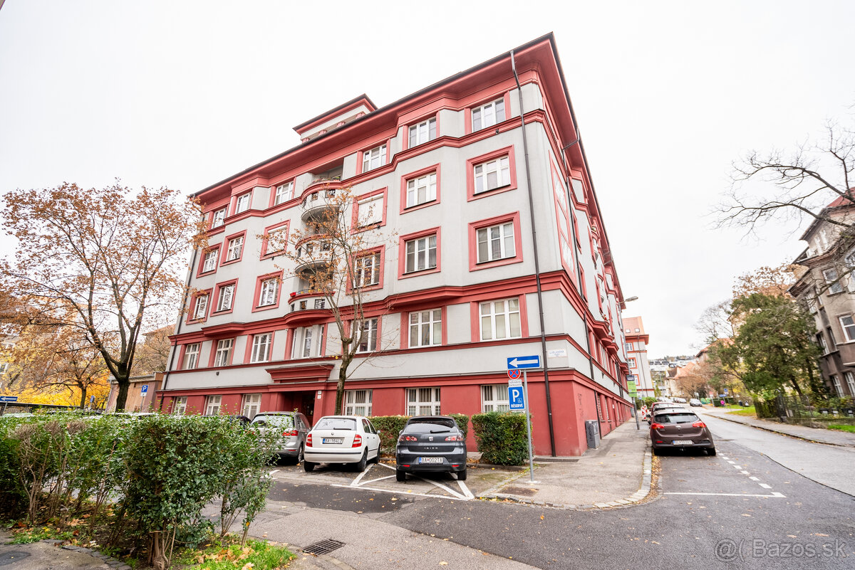 EXKLUZÍVNE Predaj 4 izbový nebytový priestor, Bratislava