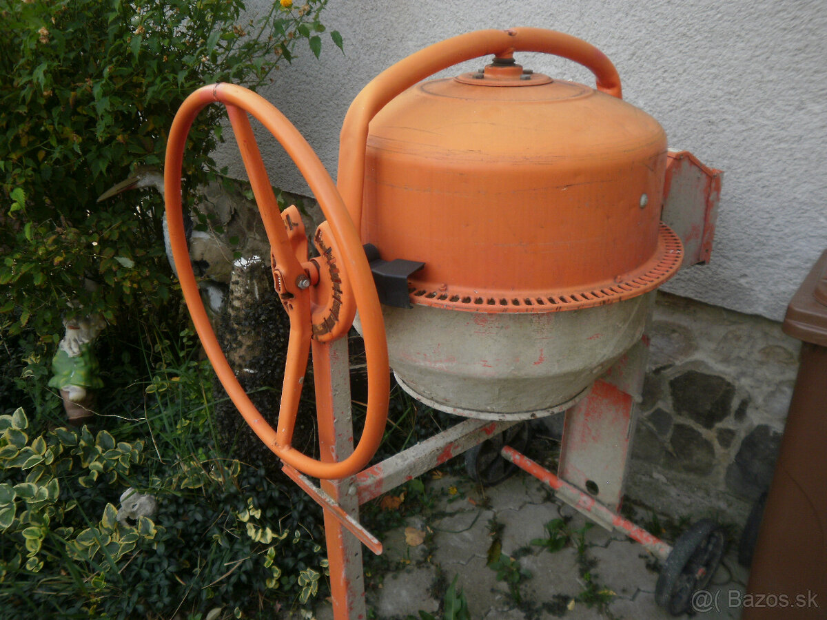 miešačka stavebná 230v
