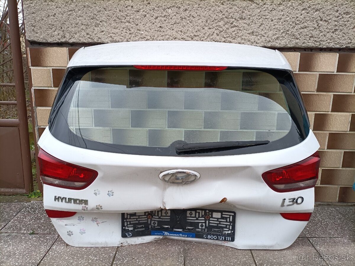 Predám zadné dvere Hyundai i 30 combi 2020