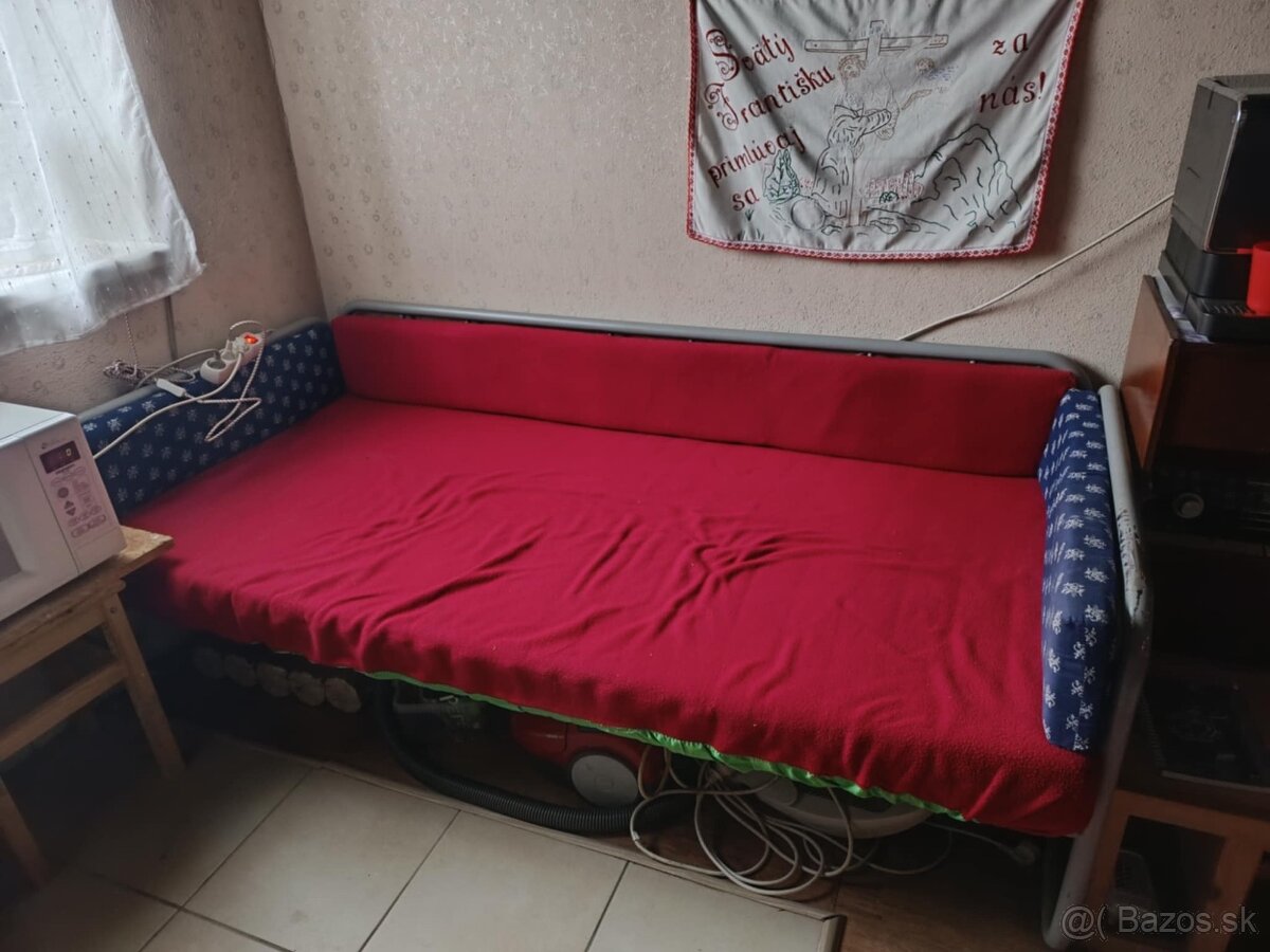 Retro kovová postel aj s matracom