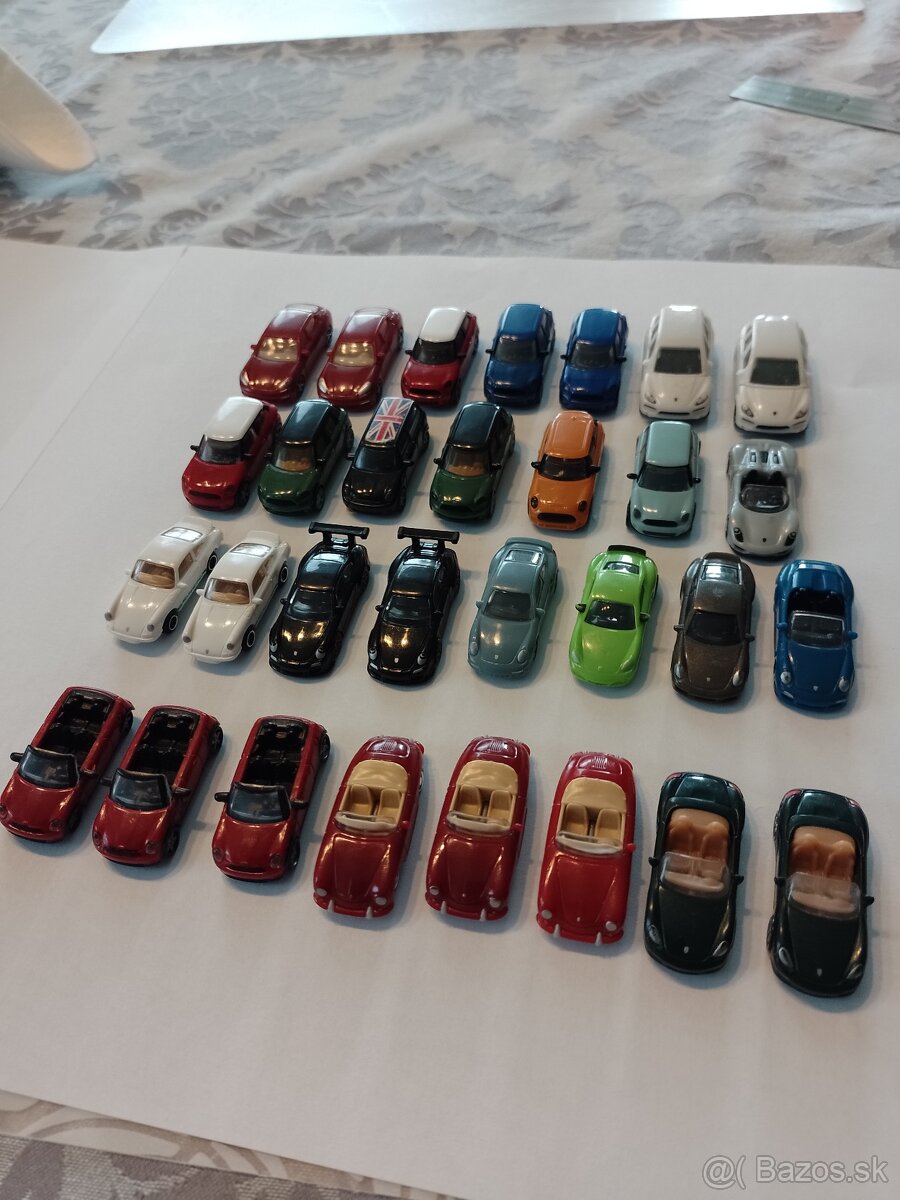 Predám rôzne modely autíčiek z kindervajíčok