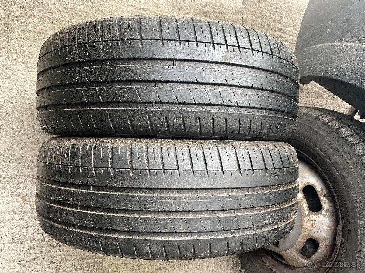 Michelin 215/45 R18