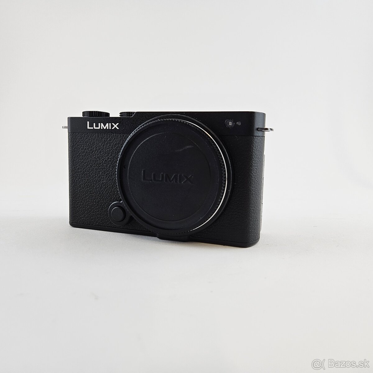 Lumix S9