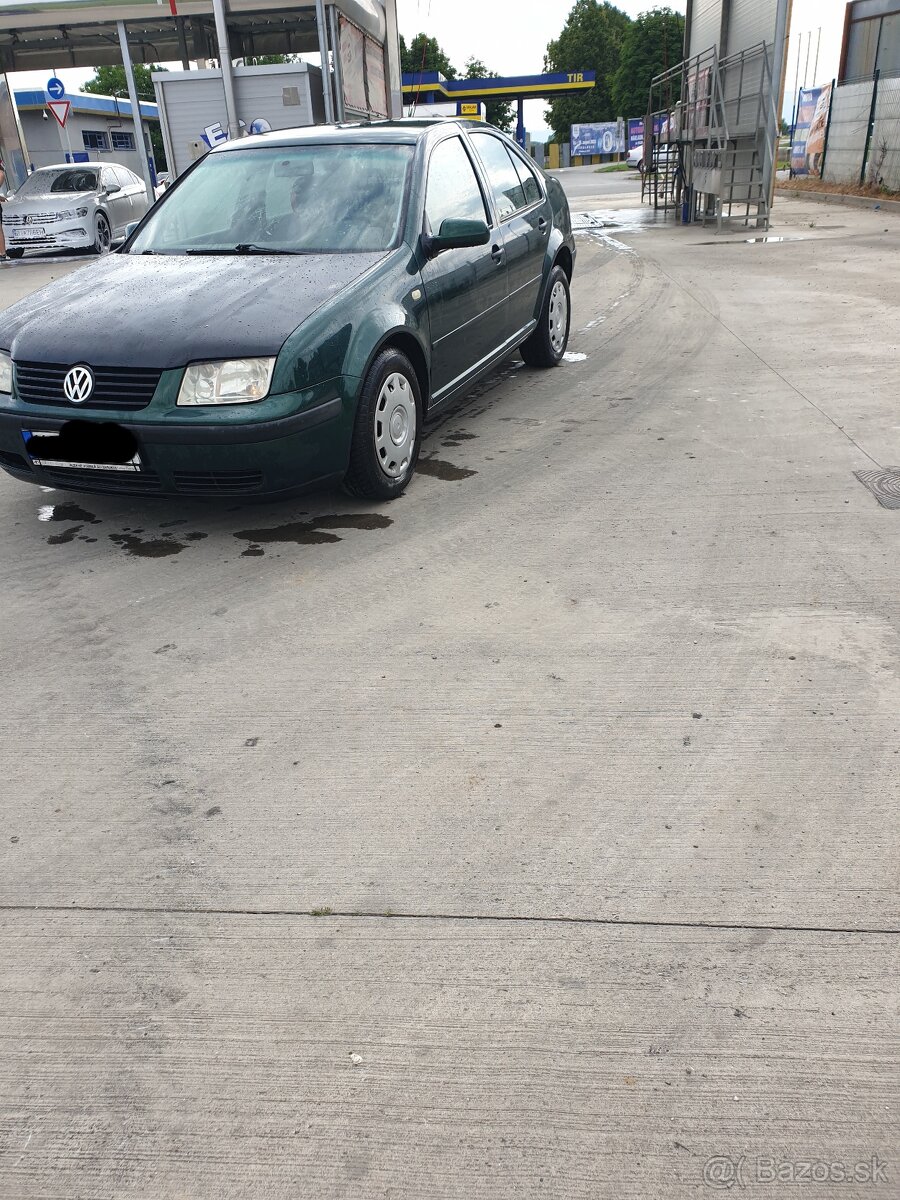 Predam volkswagen bora