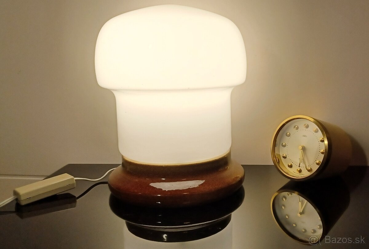 Lampa Ivan Jakes