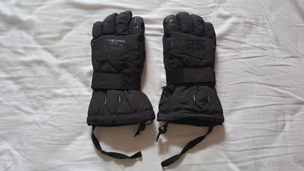 Rukavice na snowboard. Nové.
