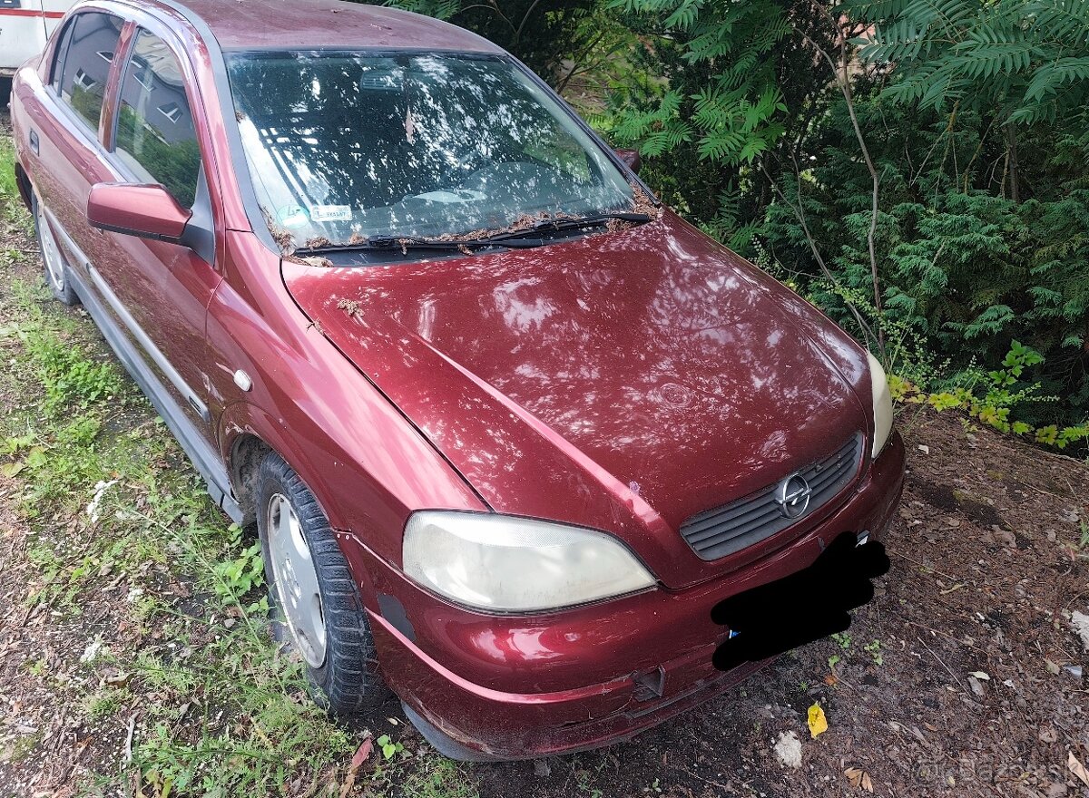 Rozpredam alebo predam v celku opel astra 1.6 16v benzinplyn