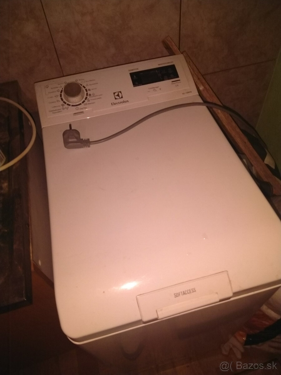 práčka elektrolux na diely