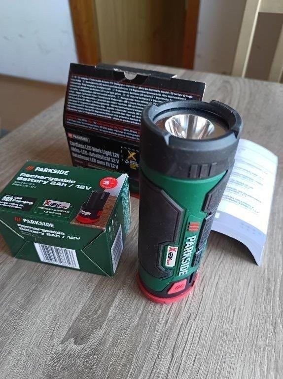 Parkside Aku LED pracovné svetlo PTSA 12 A1