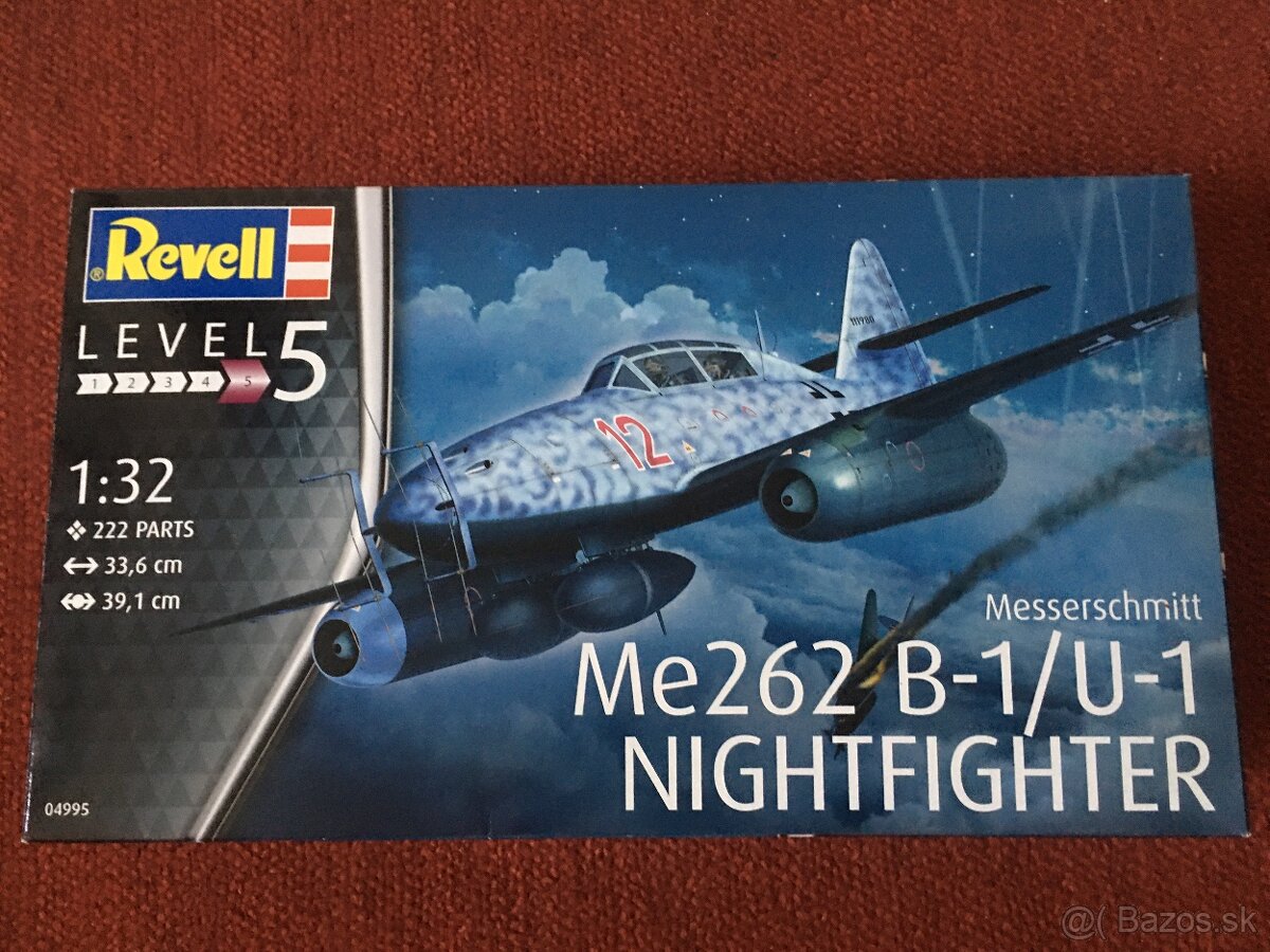 Letecky model MESSERSCHMITT ME 262 ,1 : 32, REVELL