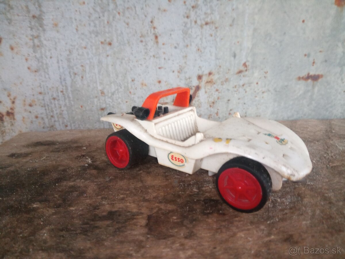 Staré hračky - buggy od Igry