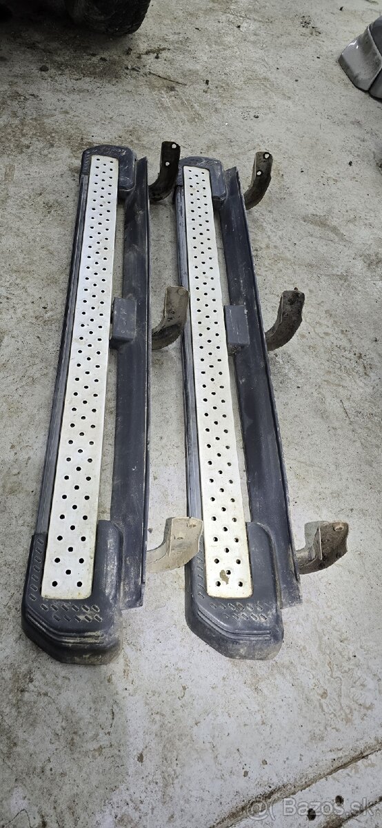 Naslapy pajero 3 III