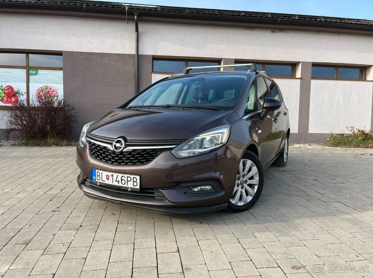 Opel Zafira Tourer 1.4 benzín + LPG