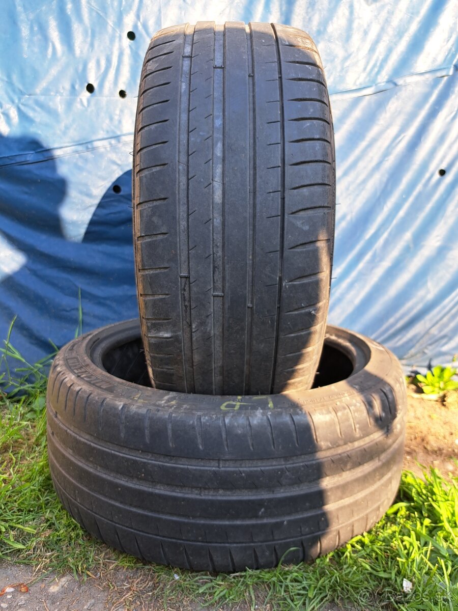 Ponúkam 2 letné pneumatiky Michelin Pilot 225/40 ZR18