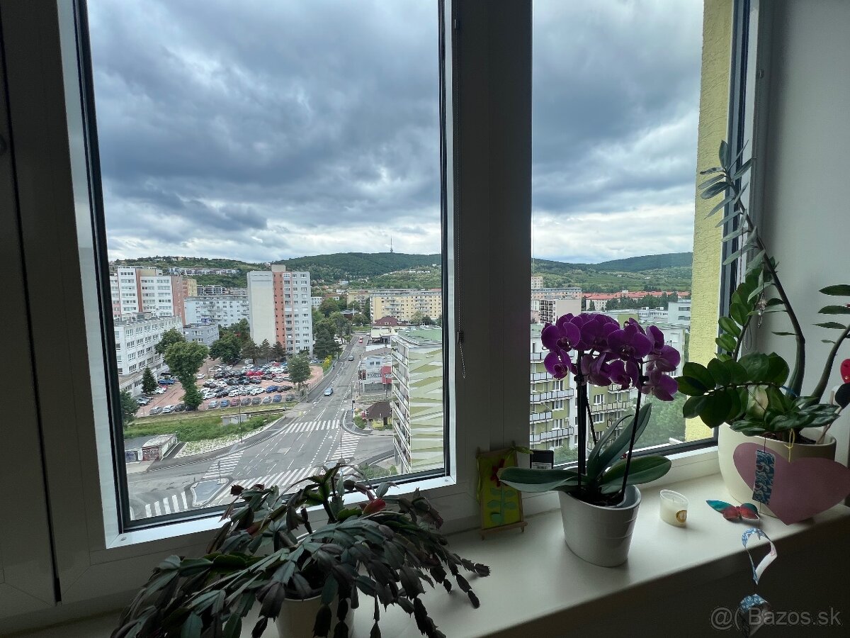 TOP LOKALITA VEĽKÝ 4i. BYT S VEĽKOU TERASOU V ŠIRŠOM CENTRE