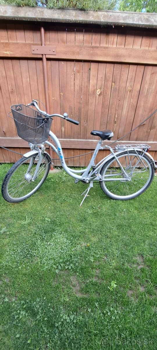 Dámsky mestský bicykel
