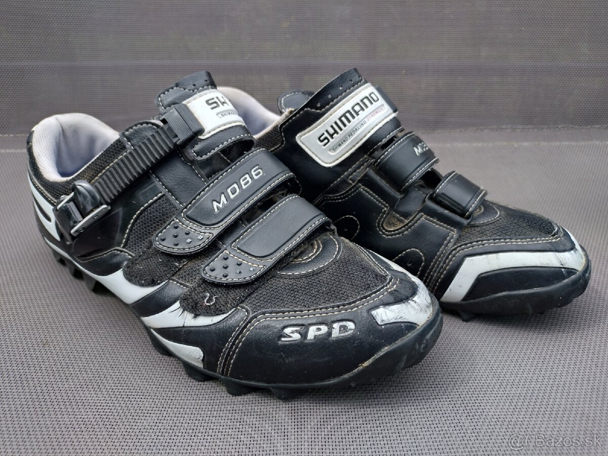 Cyklistické tretry Shimano